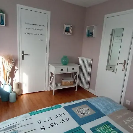 Habitación en casa particular Proche Plages Du Debarquement *